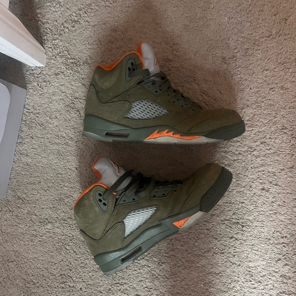 JORDAN 5 RETRO 'OLIVE' 2024